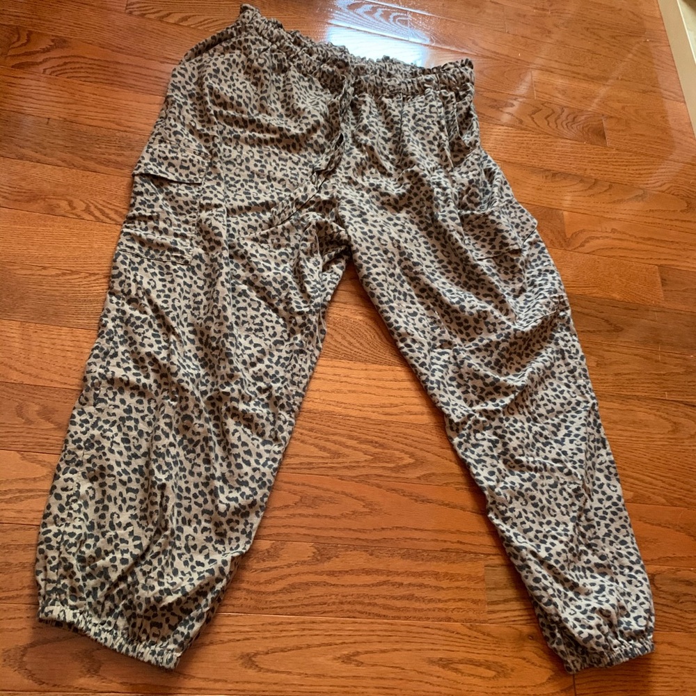 Aerie Leopard Cargo Pants